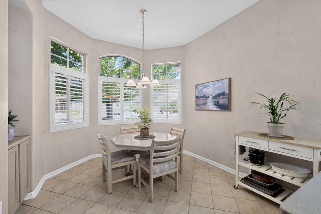 201 Stamos, Roseville, CA 95747