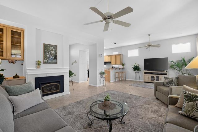 201 Stamos, Roseville, CA 95747