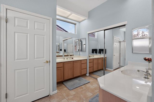 201 Stamos, Roseville, CA 95747