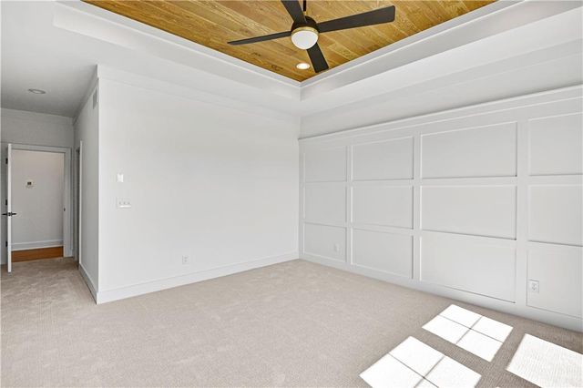 13481 W 174th Place, Overland Park, KS 66221