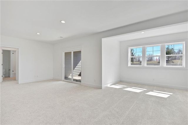 13481 W 174th Place, Overland Park, KS 66221