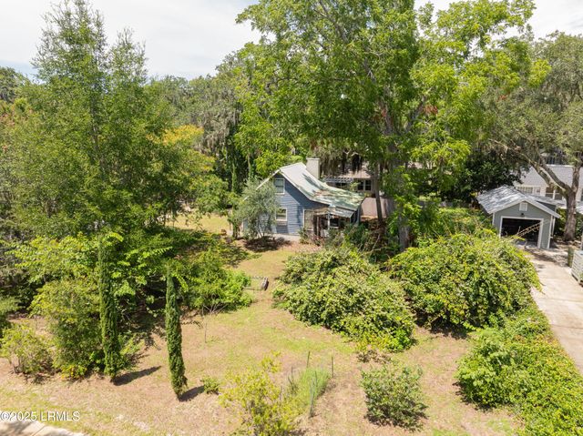 1114 12th Street, Port Royal, SC 29935