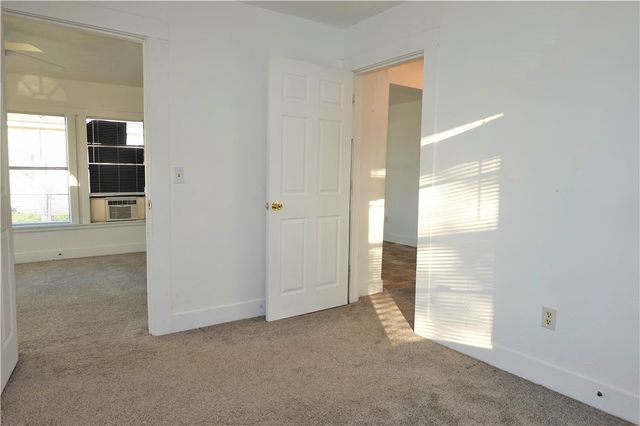 614 Victoria Ave, Taft, TX 78390