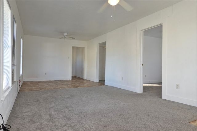 614 Victoria Ave, Taft, TX 78390