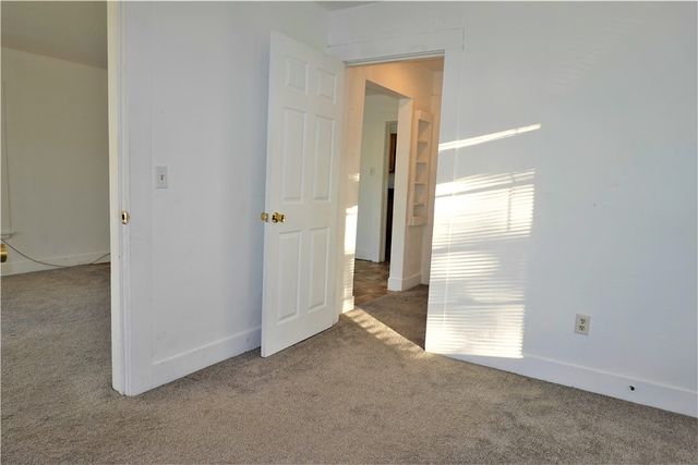 614 Victoria Ave, Taft, TX 78390