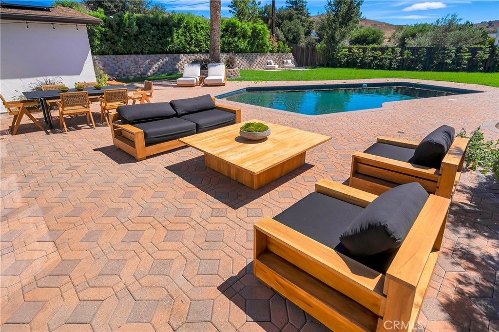 5420 Parkmor, Calabasas, CA 91302 — photo 3