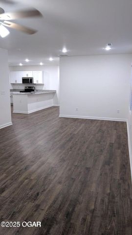 317-319 Alex Jordan Drive, Duenweg, MO 64841