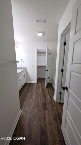 317-319 Alex Jordan Drive, Duenweg, MO 64841