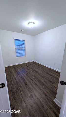317-319 Alex Jordan Drive, Duenweg, MO 64841