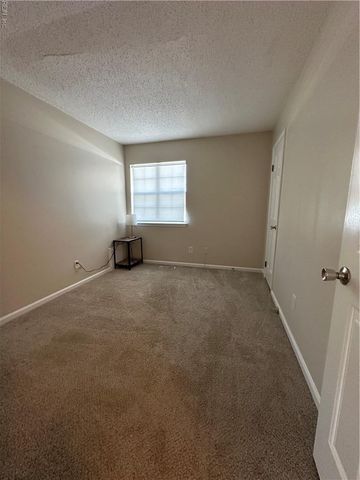 921 Seabreeze CT, Chesapeake, VA 23320