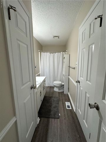 921 Seabreeze CT, Chesapeake, VA 23320