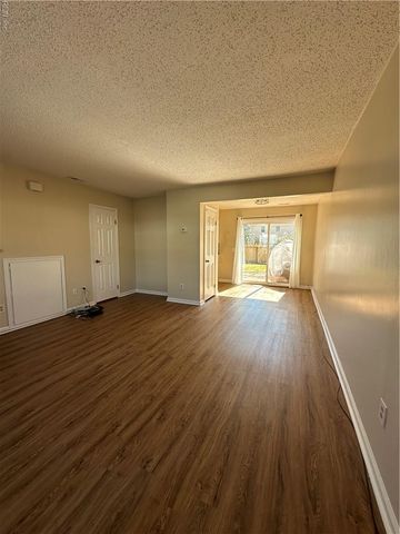 921 Seabreeze CT, Chesapeake, VA 23320