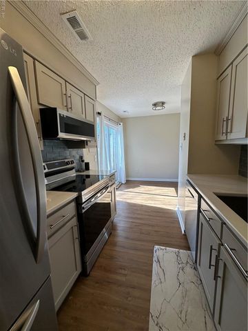 921 Seabreeze CT, Chesapeake, VA 23320