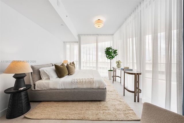 500 Alton Rd 901, Miami Beach, FL 33139