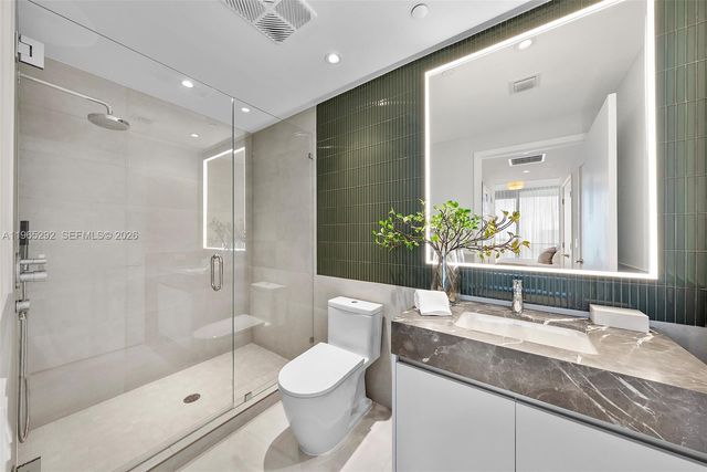 500 Alton Rd 901, Miami Beach, FL 33139