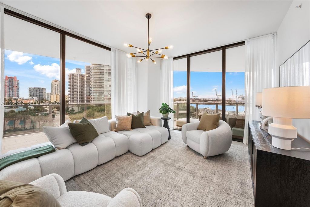 500 Alton Rd 901, Miami Beach, FL 33139