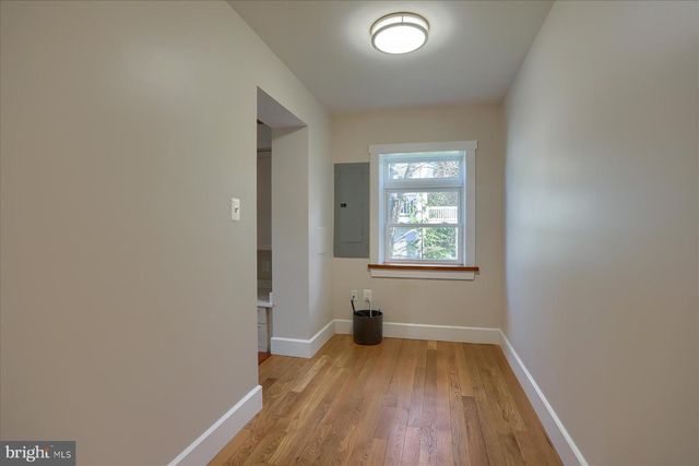 2507 ISLAND VIEW RD, Essex, MD 21221