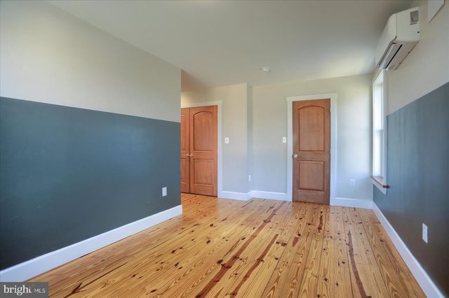 2507 ISLAND VIEW RD, Essex, MD 21221