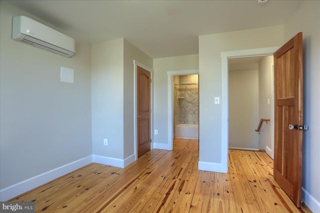 2507 ISLAND VIEW RD, Essex, MD 21221