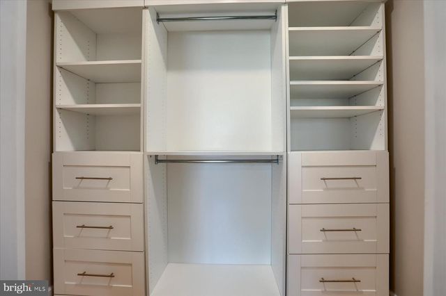 2507 ISLAND VIEW RD, Essex, MD 21221