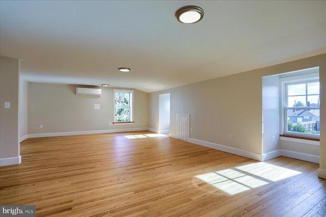 2507 ISLAND VIEW RD, Essex, MD 21221