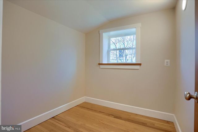 2507 ISLAND VIEW RD, Essex, MD 21221