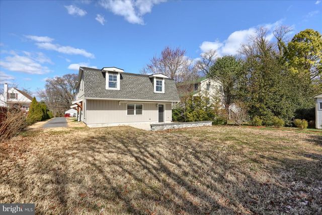 2507 ISLAND VIEW RD, Essex, MD 21221