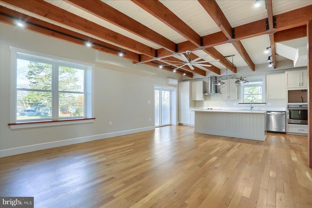 2507 ISLAND VIEW RD, Essex, MD 21221