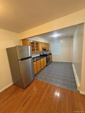 25322 147th Road 1, Rosedale, NY 11422