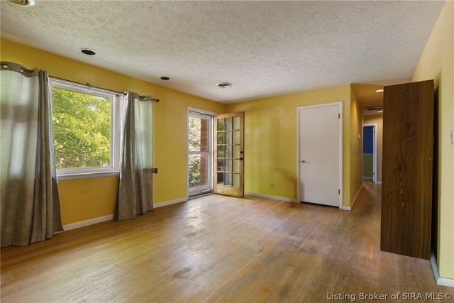 620 Roseview Terrace, New Albany, IN 47150