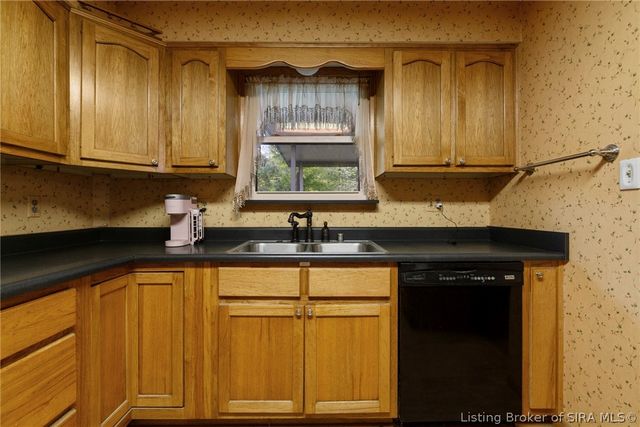 620 Roseview Terrace, New Albany, IN 47150