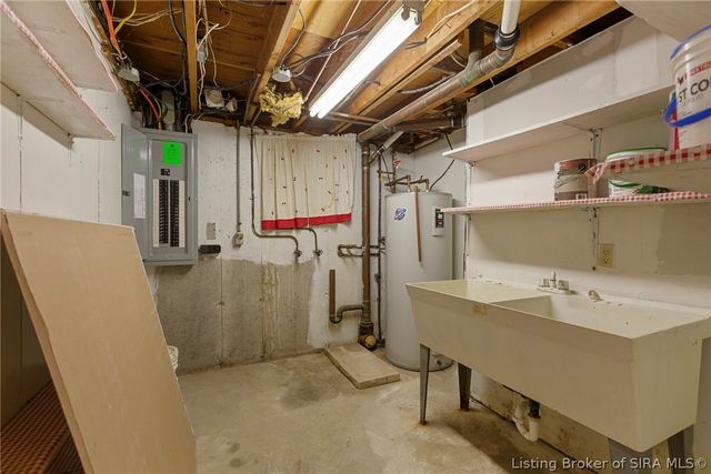 620 Roseview Terrace, New Albany, IN 47150