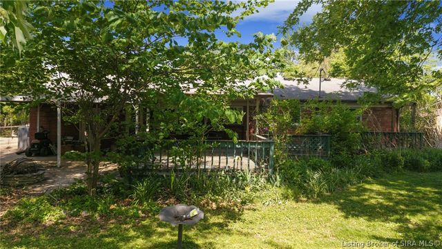 620 Roseview Terrace, New Albany, IN 47150