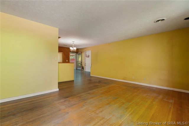 620 Roseview Terrace, New Albany, IN 47150