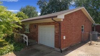 620 Roseview Terrace, New Albany, IN 47150