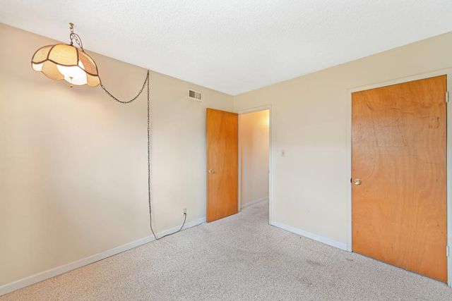 5901 Woodleigh Dr, Carmichael, CA 95608