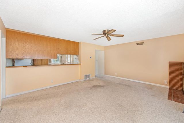 5901 Woodleigh Dr, Carmichael, CA 95608