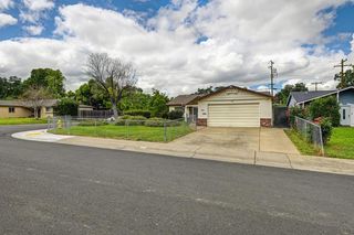 5901 Woodleigh Dr, Carmichael, CA 95608