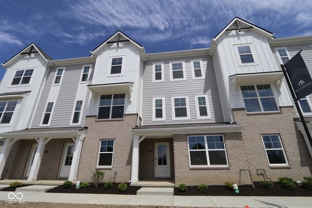11220 Greenfield Avenue, Noblesville, IN 46060