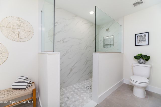 1085 Tahiti Avenue SE, Palm Bay, FL 32909