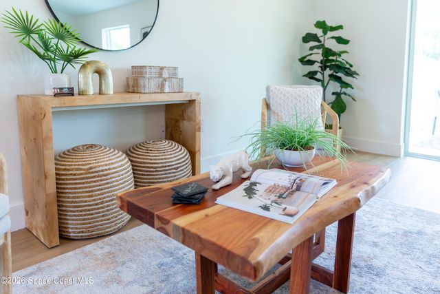 1085 Tahiti Avenue SE, Palm Bay, FL 32909