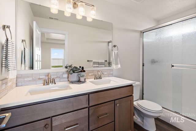 17581 Moon Ridge Pl, Nampa, ID 83687