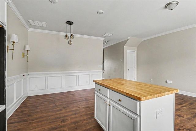 3732 Acorn Drive, Oakwood, GA 30566