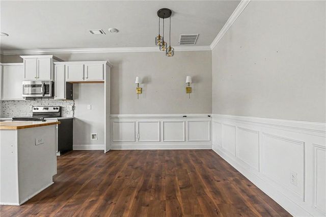 3732 Acorn Drive, Oakwood, GA 30566