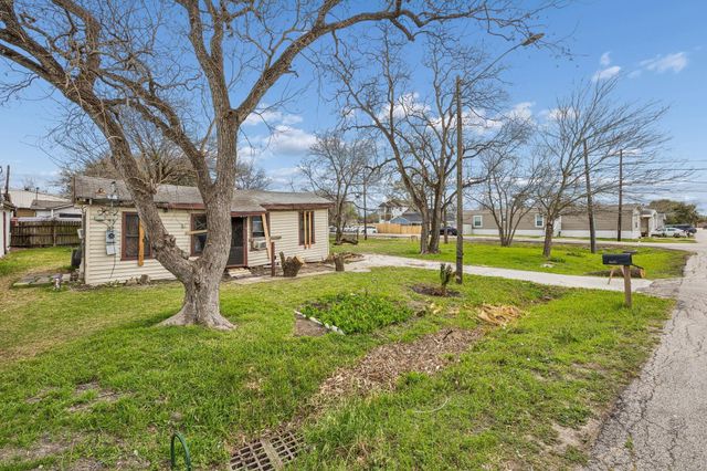 12219 - 12221 - 4107 B St Alief Clodine Road, Houston, TX 77082