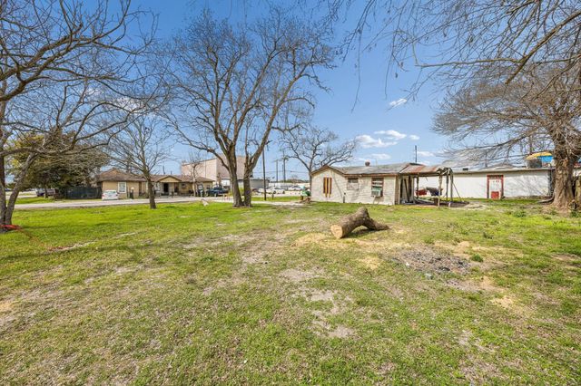 12219 - 12221 - 4107 B St Alief Clodine Road, Houston, TX 77082