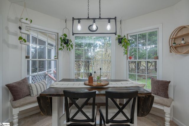 8 Pearle Brook Lane, Taylors, SC 29687