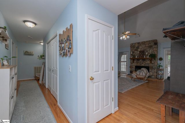 8 Pearle Brook Lane, Taylors, SC 29687