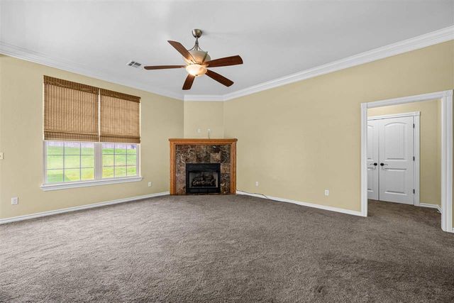 2619 NW Debracy Ave, Lawton, OK 73505