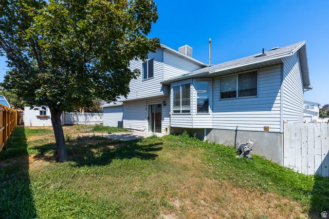 5579 W LOPALENA CIR, West Jordan, UT 84081